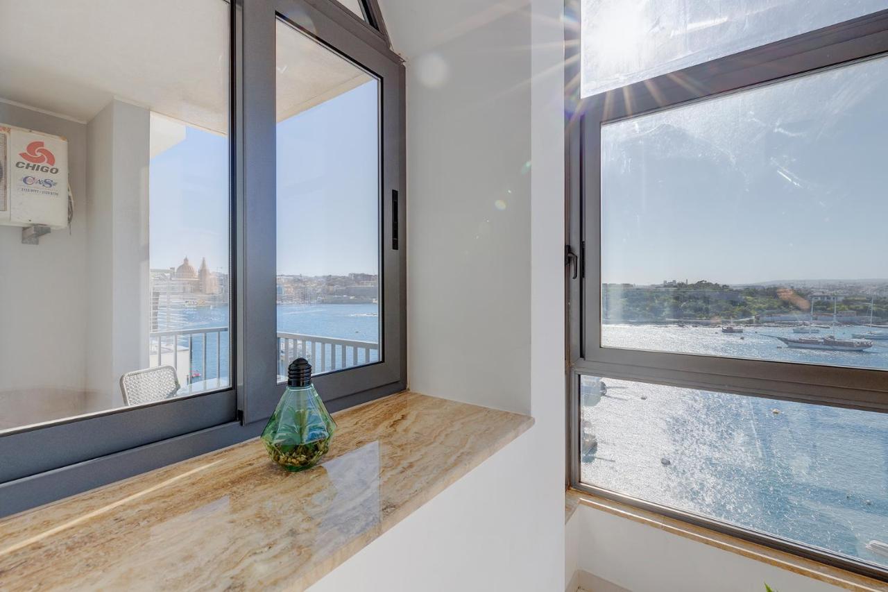 Marvellous Apartment With Valletta And Harbour Views Sliema Exterior foto